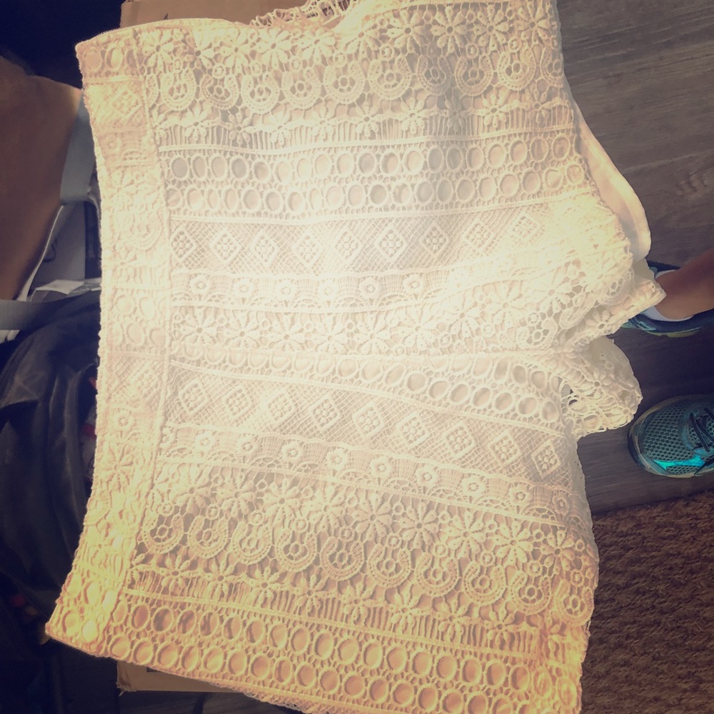 Hollister Shite Lace Shorts
